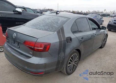 2017 Volkswagen Jetta Sport z USA, uszkodzony, nr VIN 3VWD17AJXHM326943